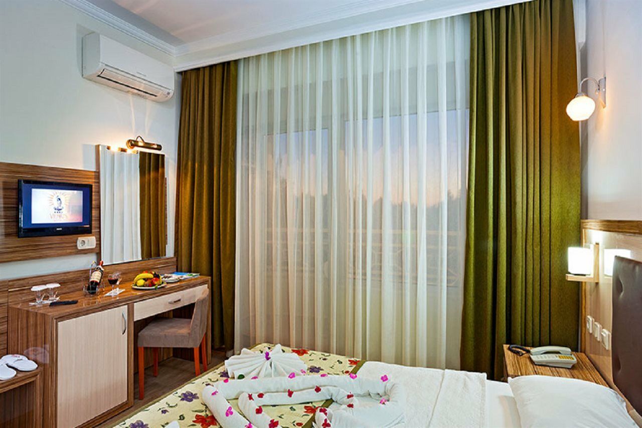 Venus Hotel 시데 외부 사진