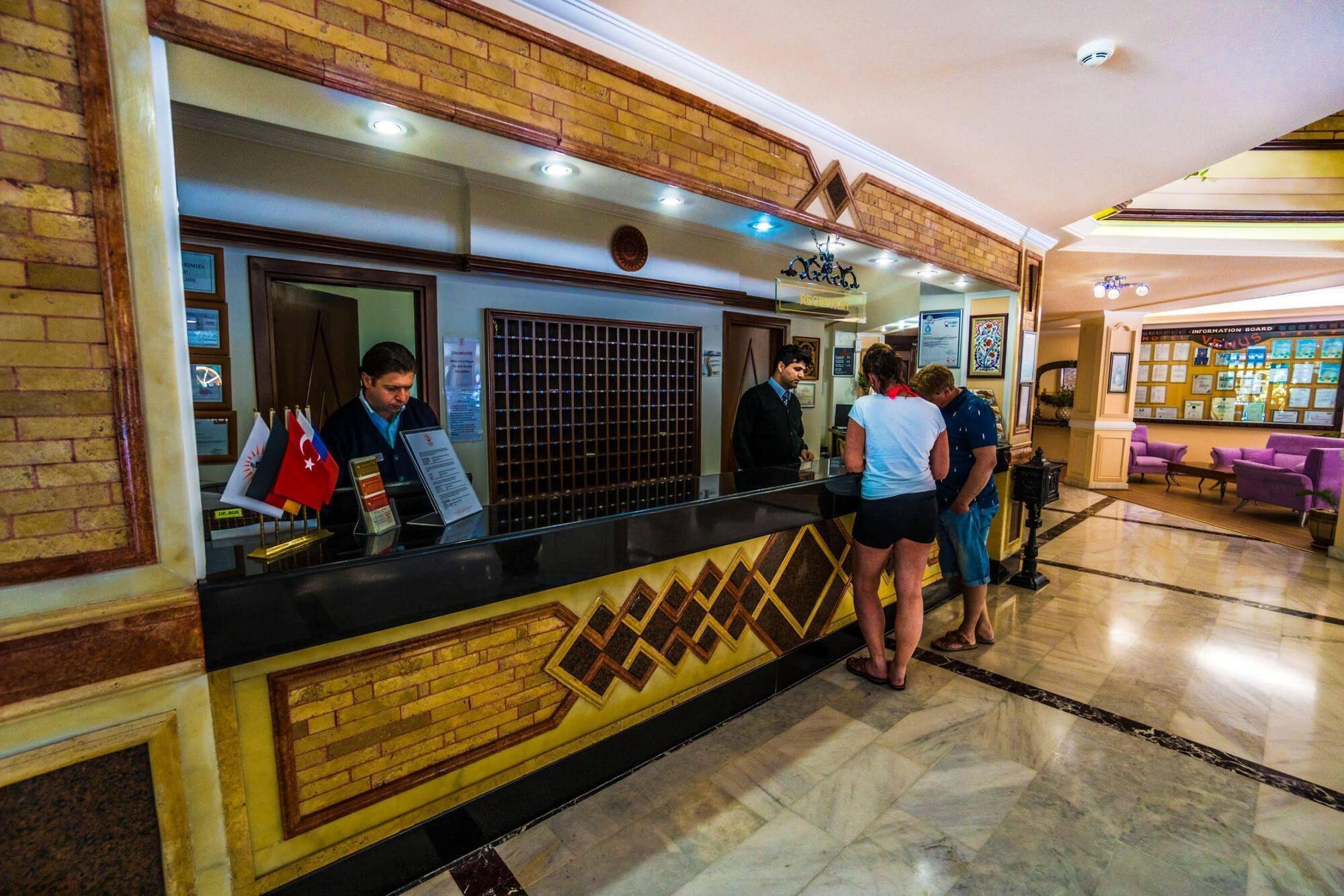 Venus Hotel 시데 외부 사진